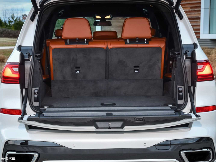 2019RX7 xDrive40i  M\b