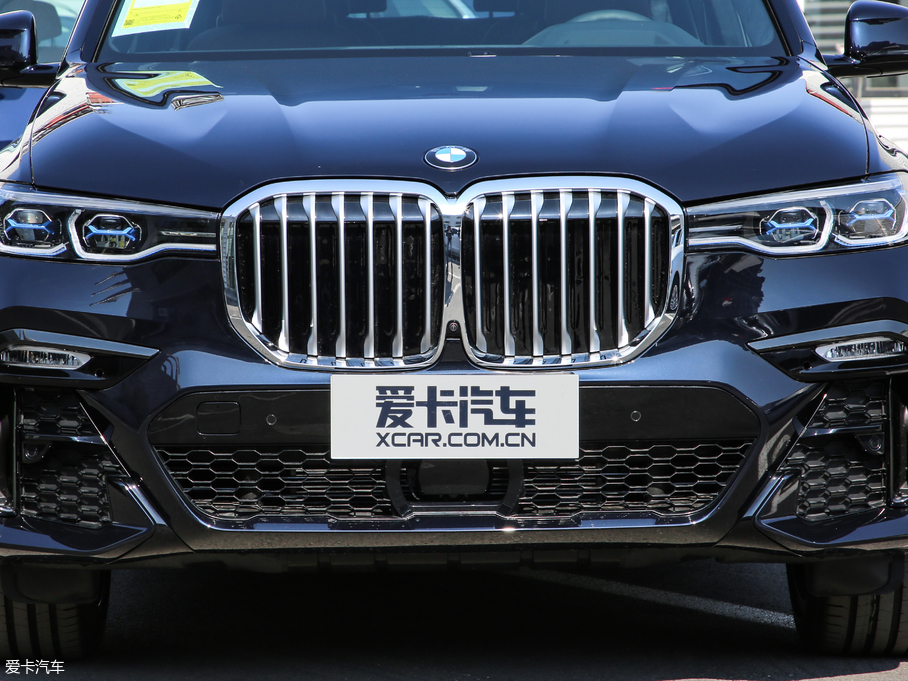 2019RX7 xDrive40i  M\b