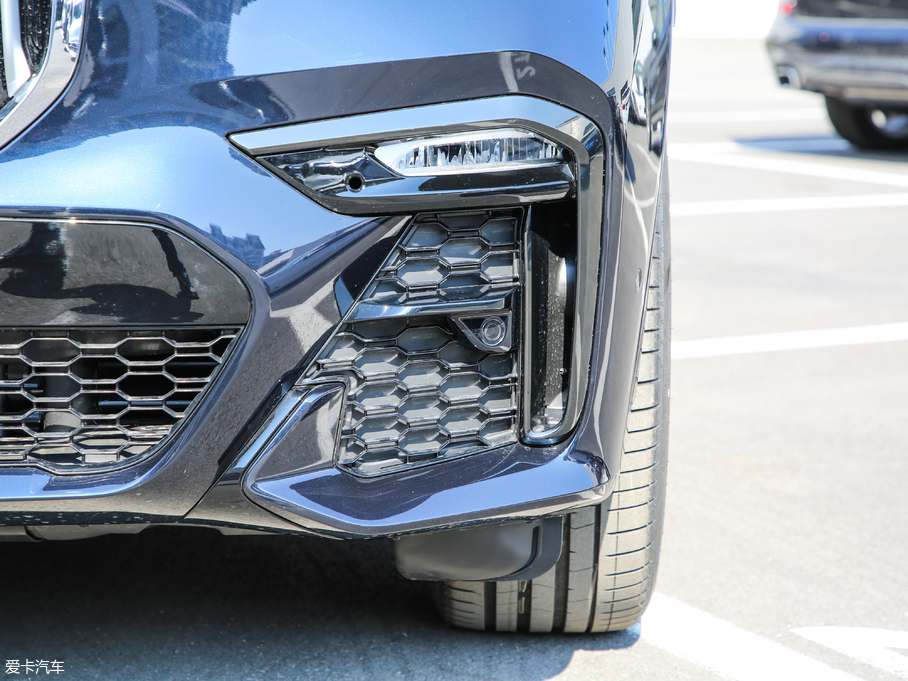 2019RX7 xDrive40i  M\b