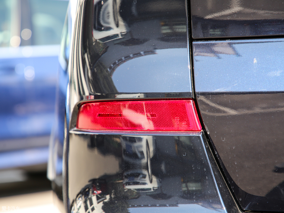 2019RX7 xDrive40i  M\b