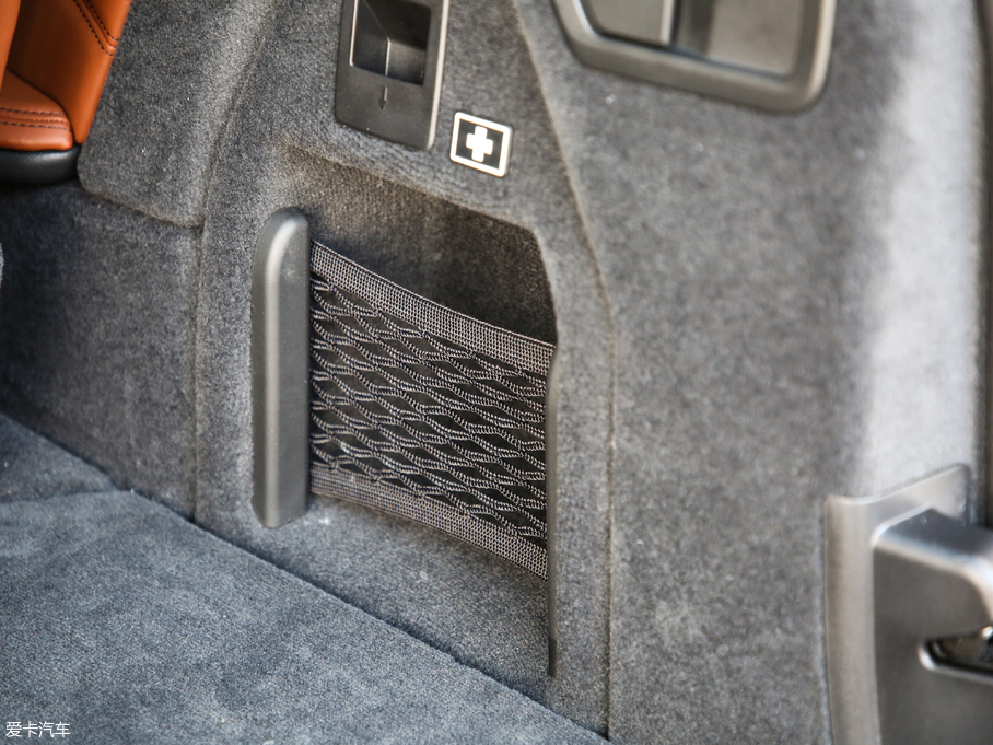 2019RX7 xDrive40i  M\b