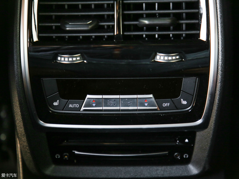 2019RX7 xDrive40i  M\b