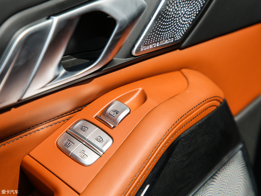 2019RX7 xDrive40i  M\b