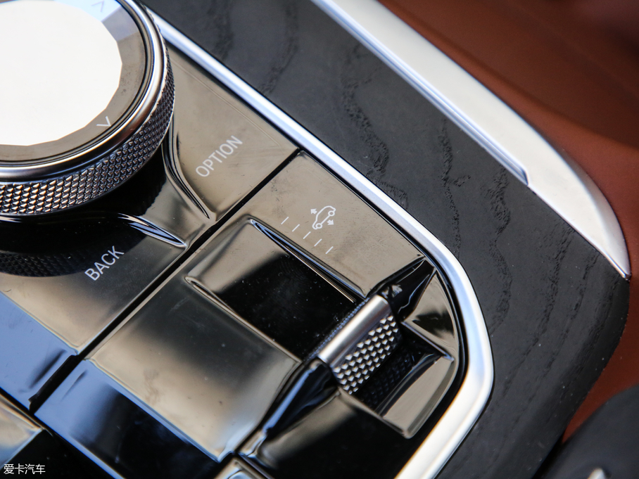 2019RX7 xDrive40i  M\b