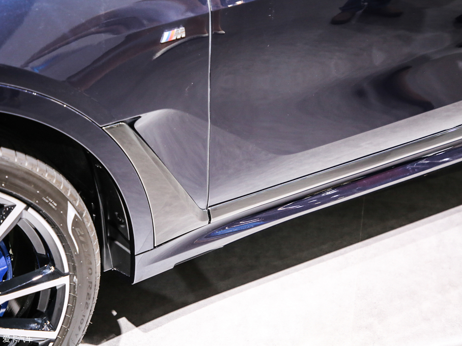 2019RX7 xDrive40i  M\b