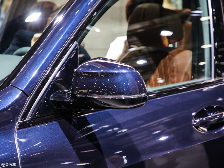 2019RX7 xDrive40i  M\b