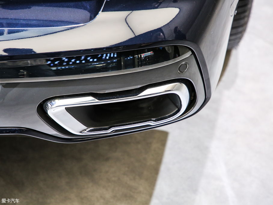 2019RX7 xDrive40i  M\b