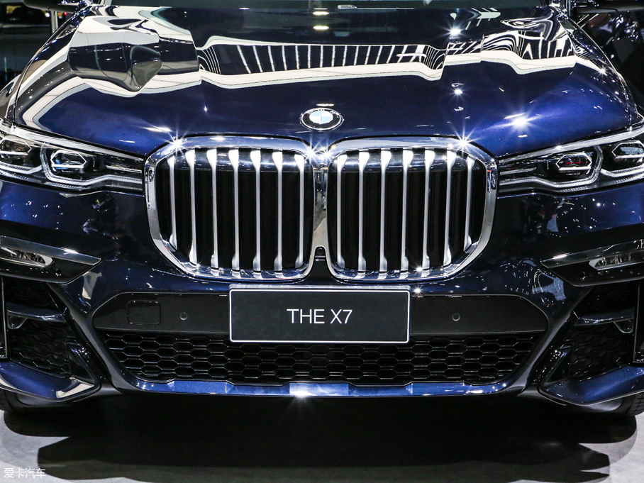 2019RX7 xDrive40i  M\b