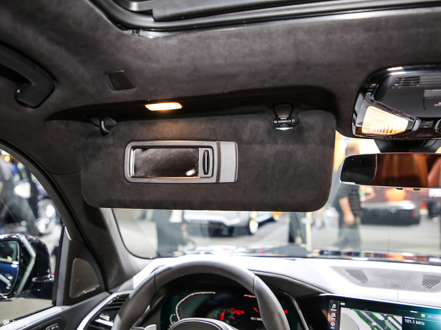 2019RX7 xDrive40i  M\b