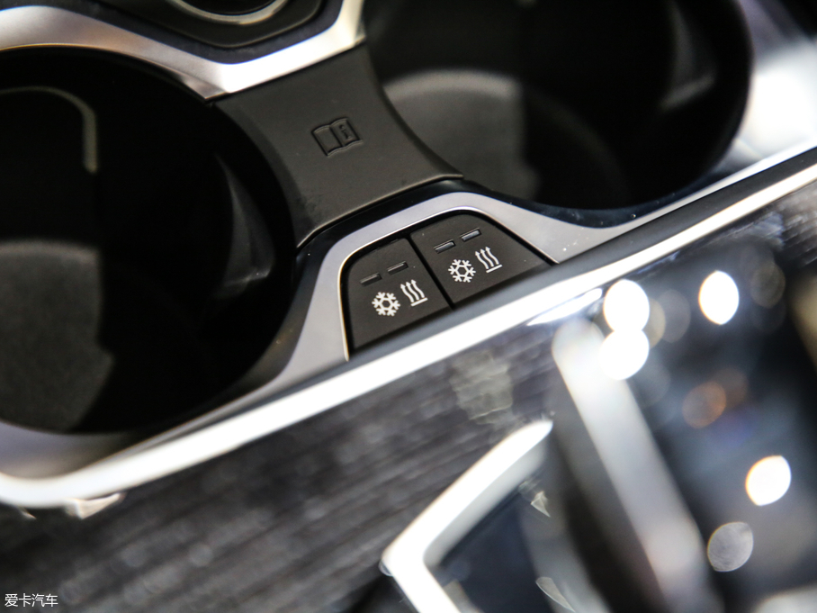 2019RX7 xDrive40i  M\b