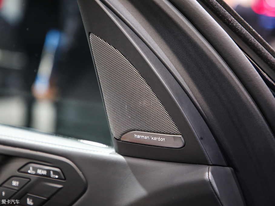 2019RX7 xDrive40i  M\b