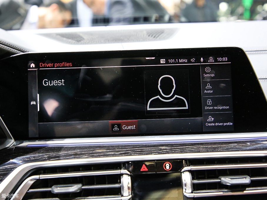 2019RX7 xDrive40i  M\b