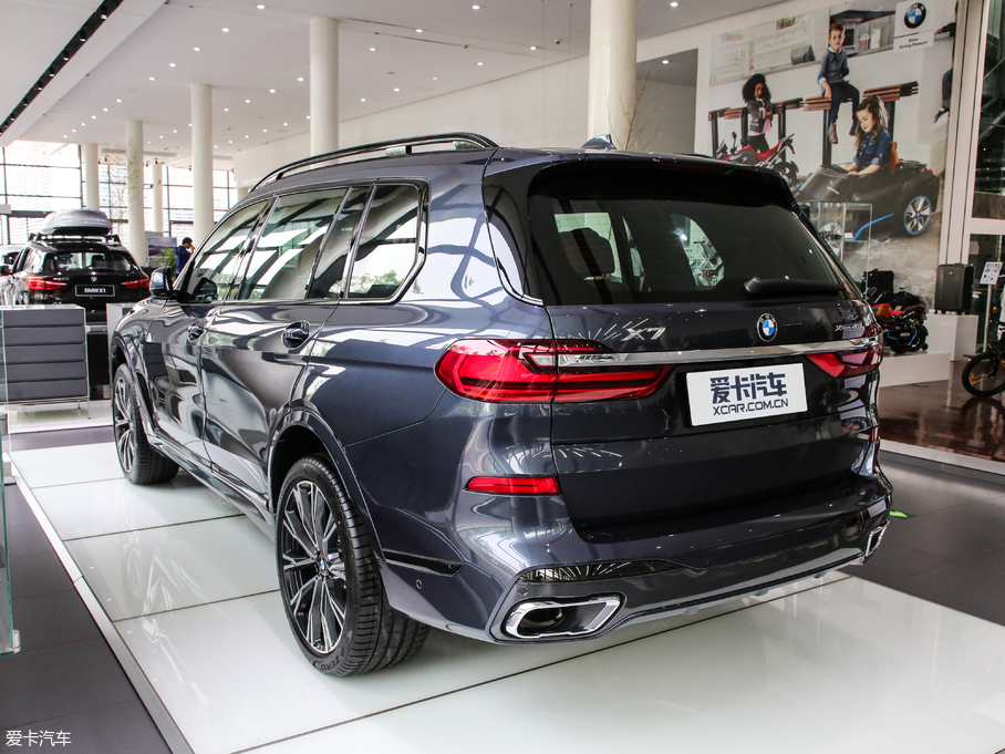 2019RX7 xDrive40i  M\b