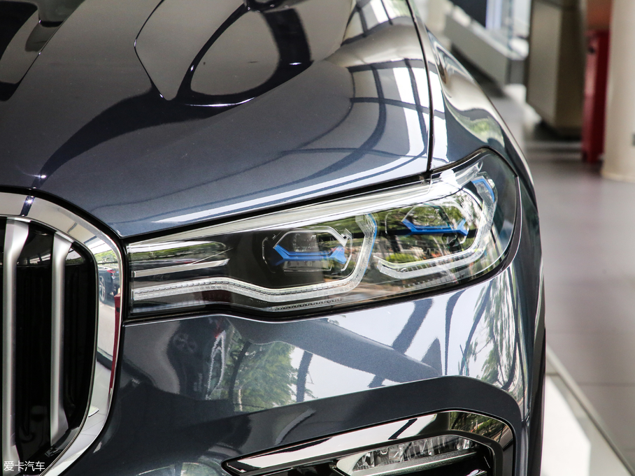 2019RX7 xDrive40i  M\(yn)(dng)b