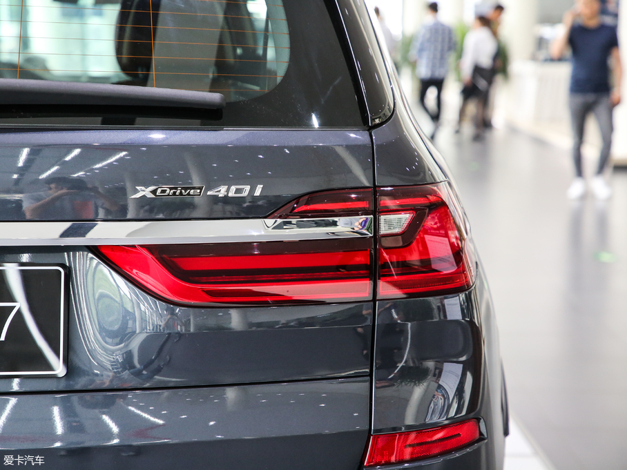 2019RX7 xDrive40i  M\b