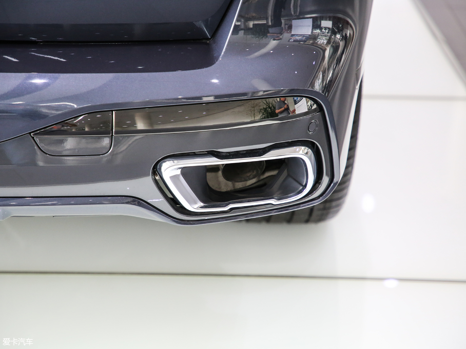 2019RX7 xDrive40i  M\b