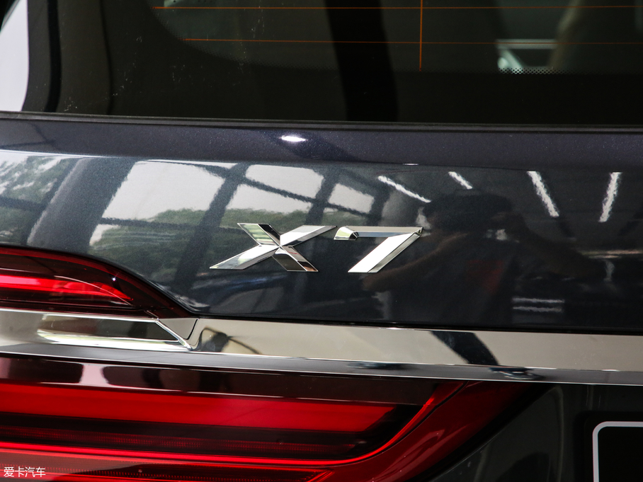 2019RX7 xDrive40i  M\b