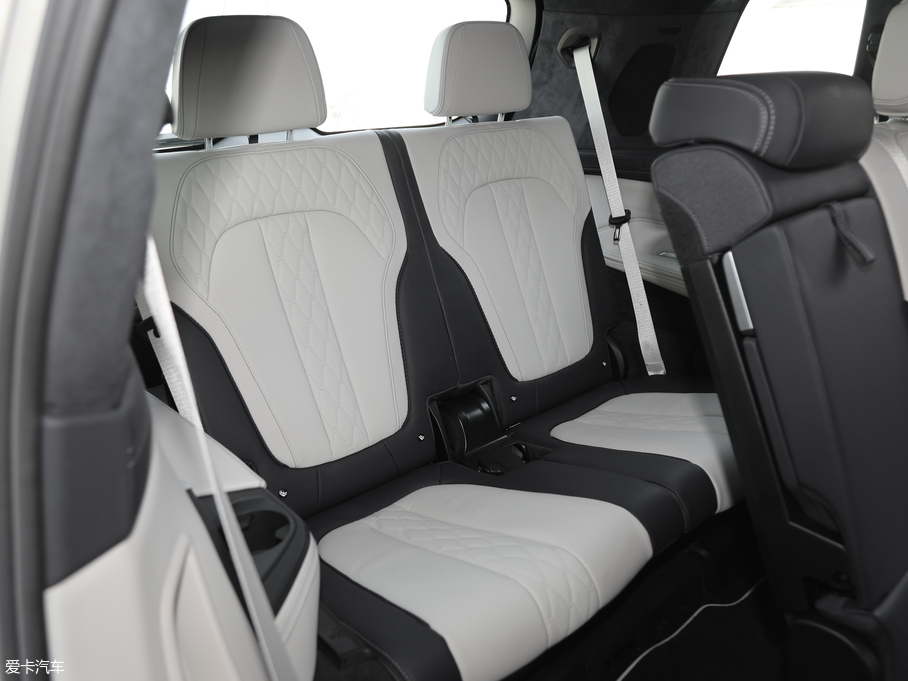 2019RX7 xDrive40i I Ab