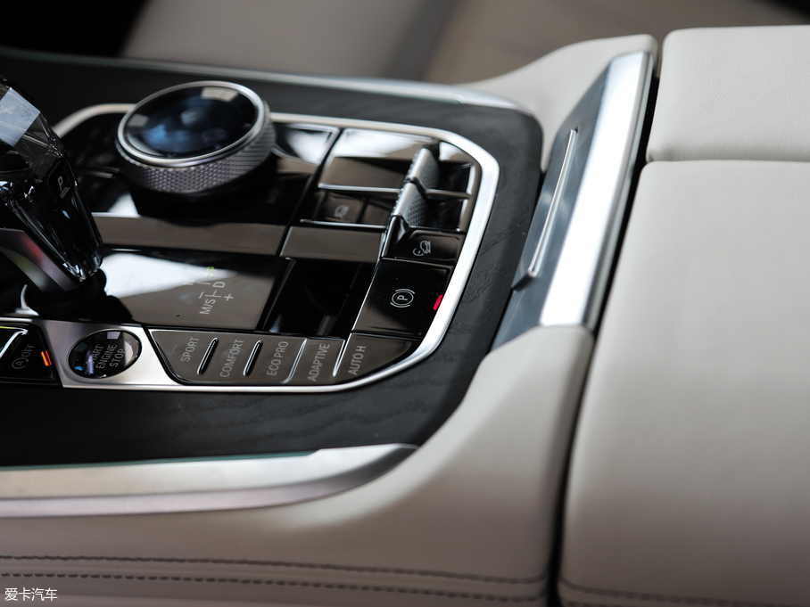 2019RX7 xDrive40i I(lng) Ab