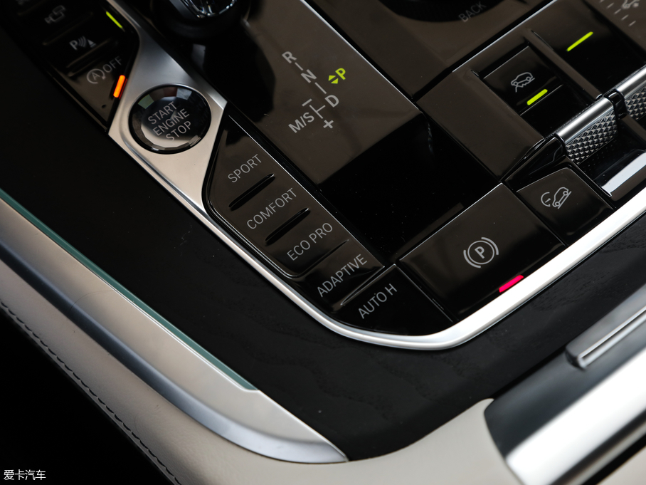 2019RX7 xDrive40i I(lng) Ab