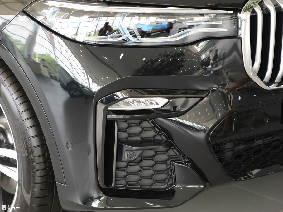 2019RX7 xDrive40i  M\b