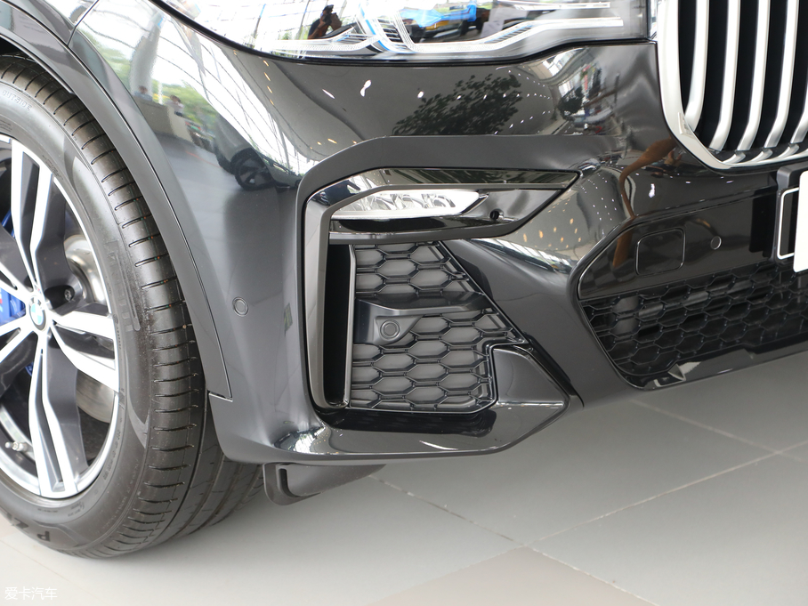 2019RX7 xDrive40i  M\b