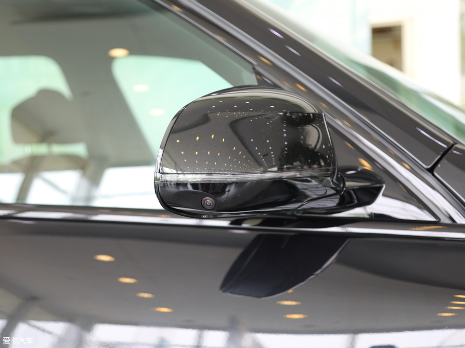 2019RX7 xDrive40i  M\b