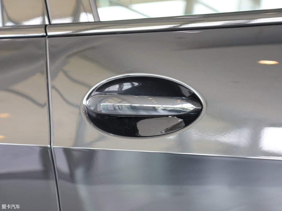 2019RX7 xDrive40i  M\b