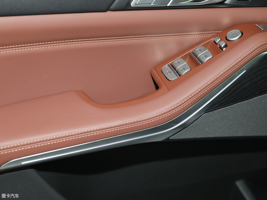 2019RX7 xDrive40i  M\b