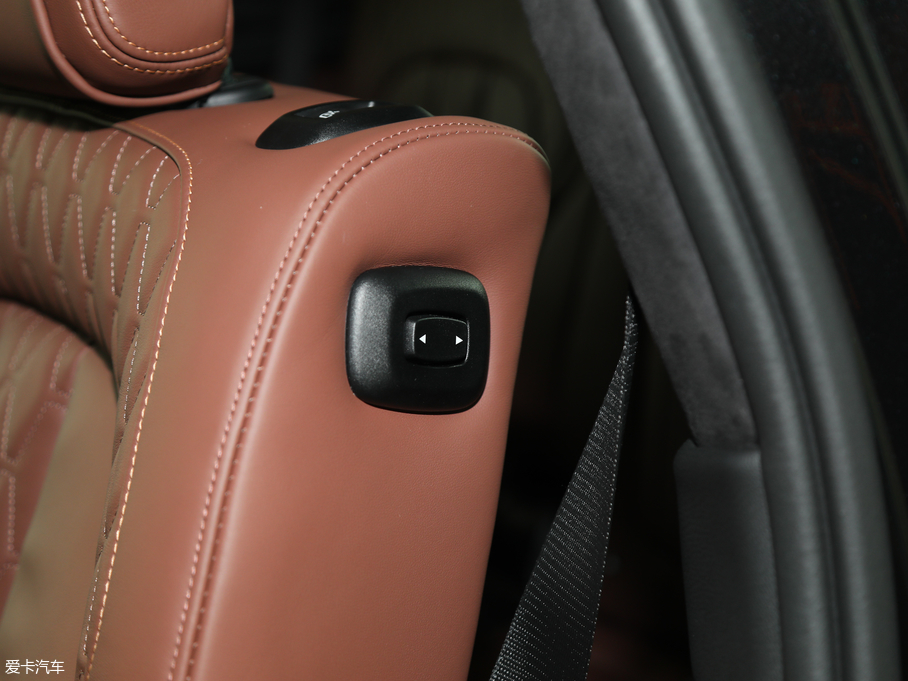 2019RX7 xDrive40i  M\b