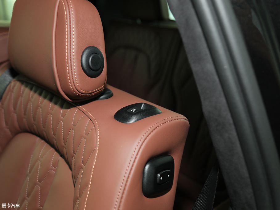 2019RX7 xDrive40i  M\(yn)(dng)b