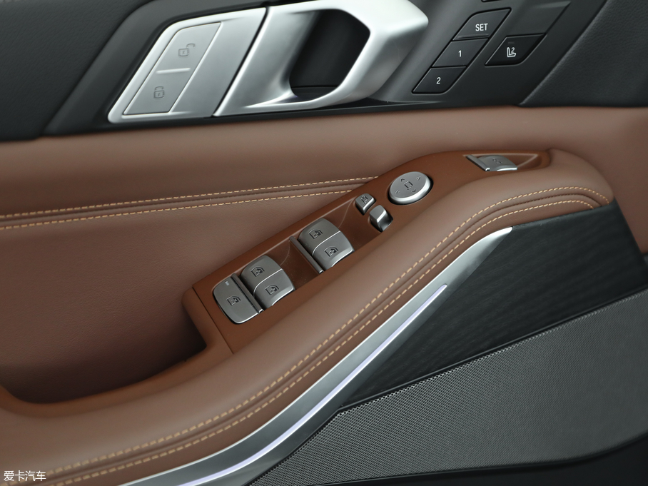 2019RX7 xDrive40i  M\b