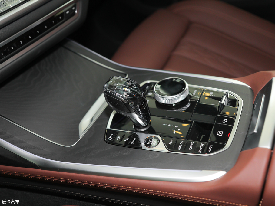 2019RX7 xDrive40i  M\b