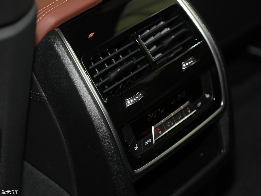 2019RX7 xDrive40i  M\b