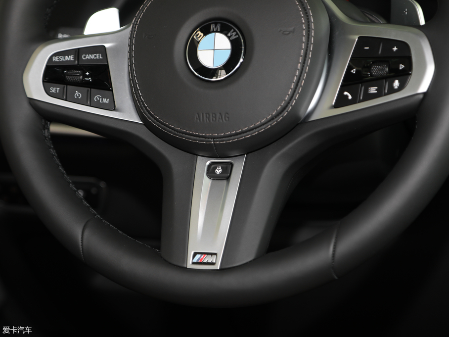 2019RX7 xDrive40i  M\b