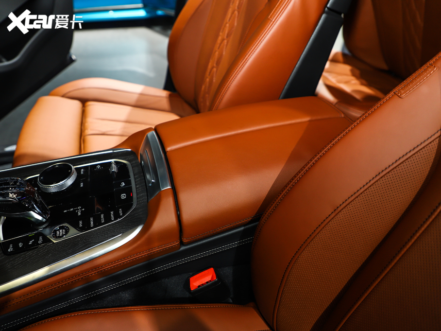 2019RX7 xDrive40i Ի M\b