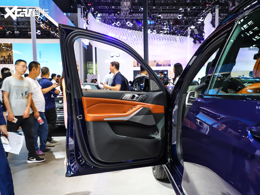 2019RX7 xDrive40i Ի M\b