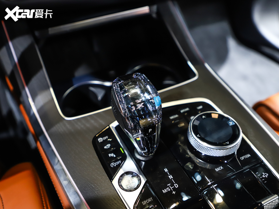 2019RX7 xDrive40i Ի M\b