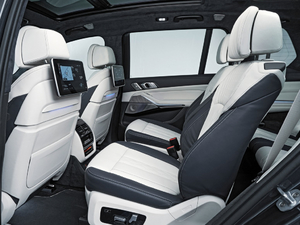 2019xDrive40i  M\b g