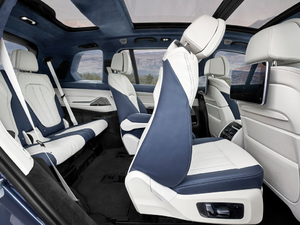 2019xDrive40i  M\b g