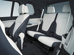 2019xDrive40i  M\b g