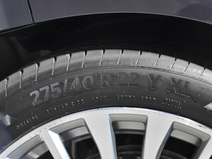 2019xDrive40i  M\b ^