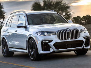 2019xDrive40i  M\b w^