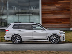 2019xDrive40i  M\b w^