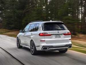 2019xDrive40i  M\b w^