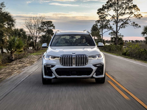 2019xDrive40i  M\b w^