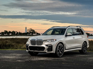 2019xDrive40i  M\b w^