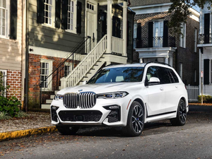 2019xDrive40i  M\b w^