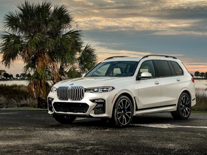 2019xDrive40i  M\b w^