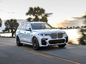 2019xDrive40i  M\b w^